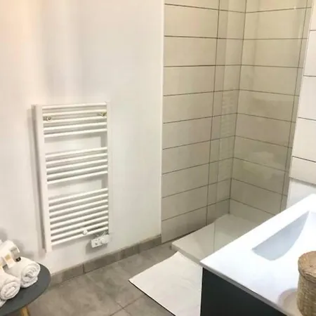 아파트 T2 Renove, Moderne Et Cozy - Centre Historique