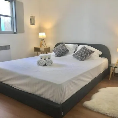 Apartamento T2 Rénové, Moderne Et Cozy - Centre Historique